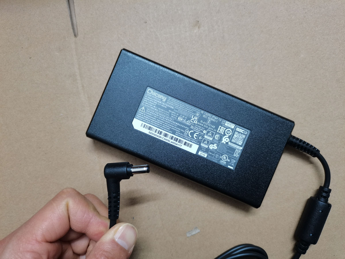NOWY OEM Slim Chicony 20.0V 9. – Pc Gaming Msi recenzja i cena