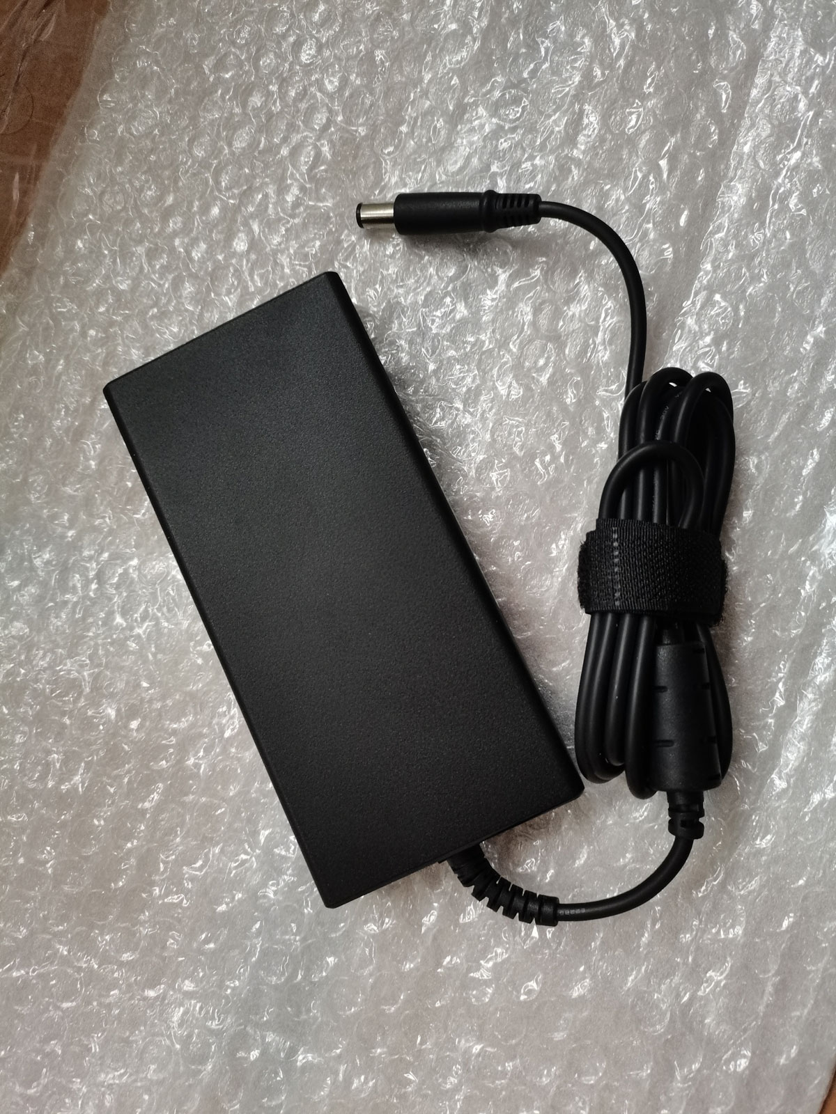 NOWY Slim OEM Delta 19.5V 9.23 – Pc Gaming Msi recenzja i cena