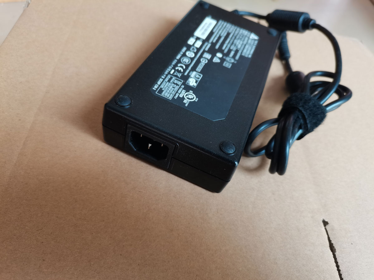 OEM Delta 230W 19.5V 11.8A ADP – Pc Gaming Msi recenzja i cena